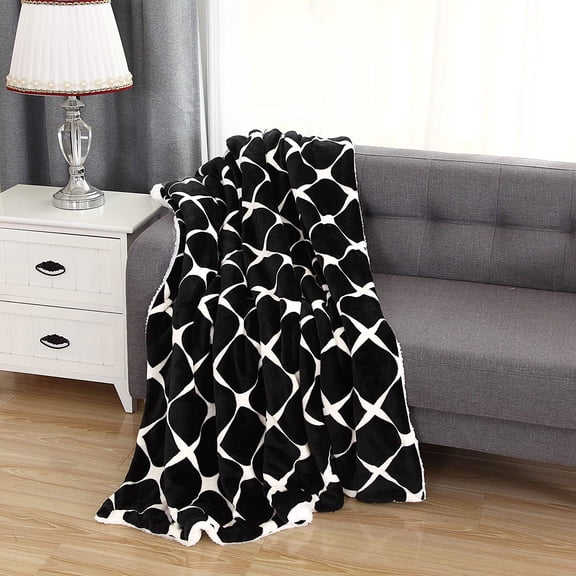 Mocassi Reversible Printed Sherpa All-Season Blanket Perfect for Lounging 50 x 60 inches Bloomingdale Sherpa Throw Black