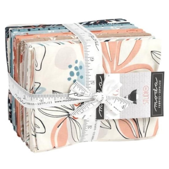 Moda - Melrose Fat Quarter Bundle by Studio M