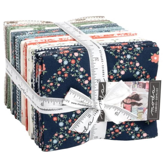 Moda - Rosemary Cottage Fat Quarter Bundle by Camille Roskelley