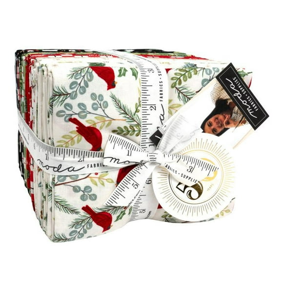Moda - Winter Friends Fat Quarter Bundle by Deb Strain 32 pcs