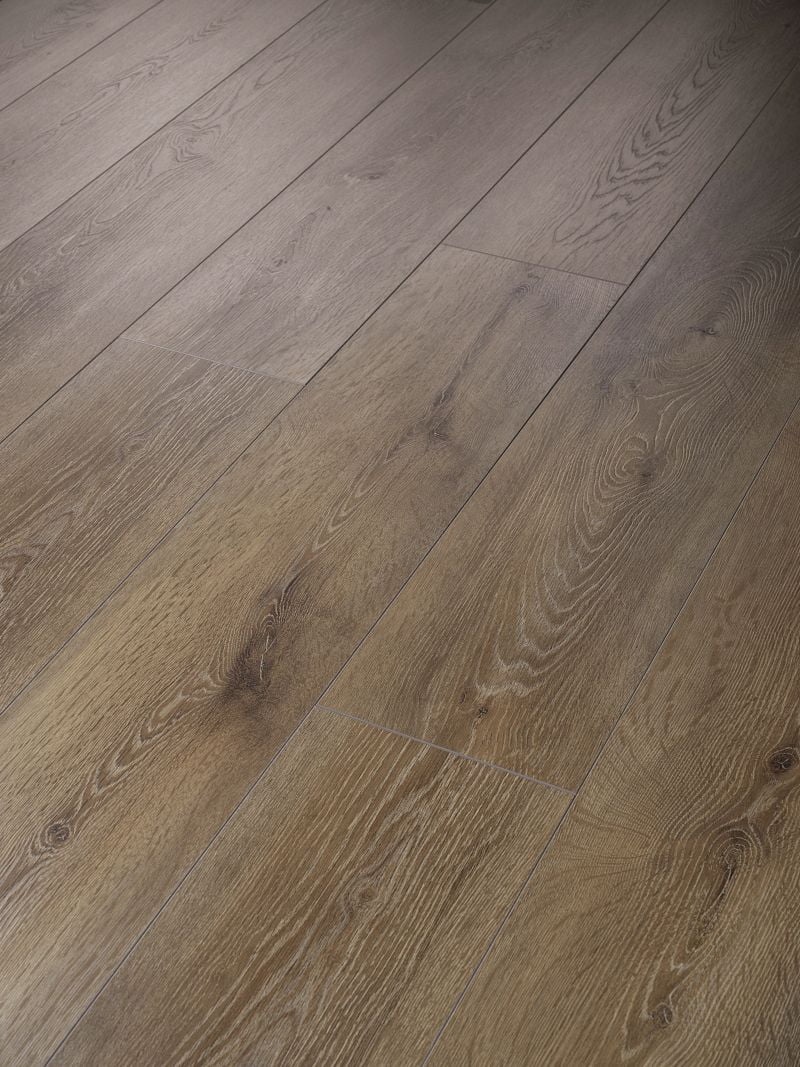 Mode 8" in. x 48 in. Color Almendra, Laminate Wood Flooring (21.26 sq. ft. / Carton)