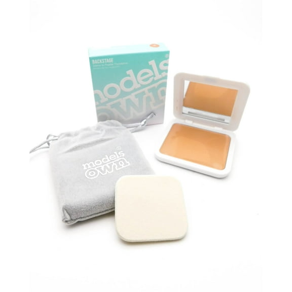 Models Own Backstage Creme to Powder Foundation, Beige 04  .15oz
