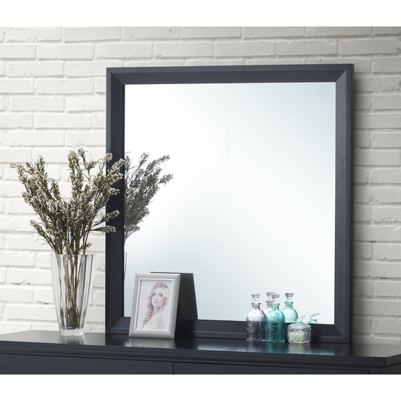 Modern Black Mirror / Low - Distortion Glass for Crisp Reflection