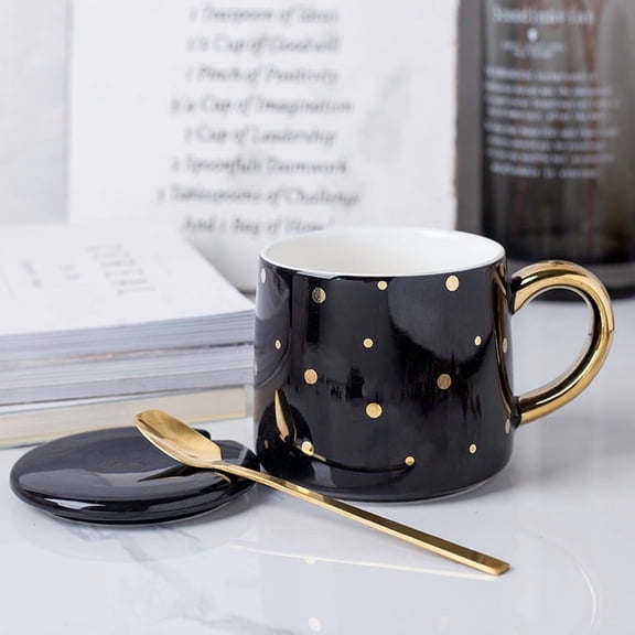 Modern Black and White Geometric Ceramic Coffee Mug with Lid  Unisex Hot Beverage Cup for Home Office Travel
