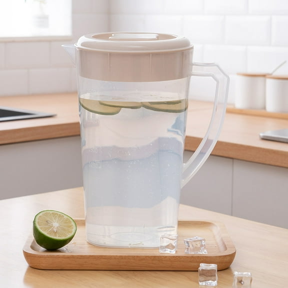 Modern Clear Plastic Pitcher with Lid | Contemporary Beverage Server | 2.5 Quart Capacity | Ideal for Iced Tea, Lemonade & Cold Drinks