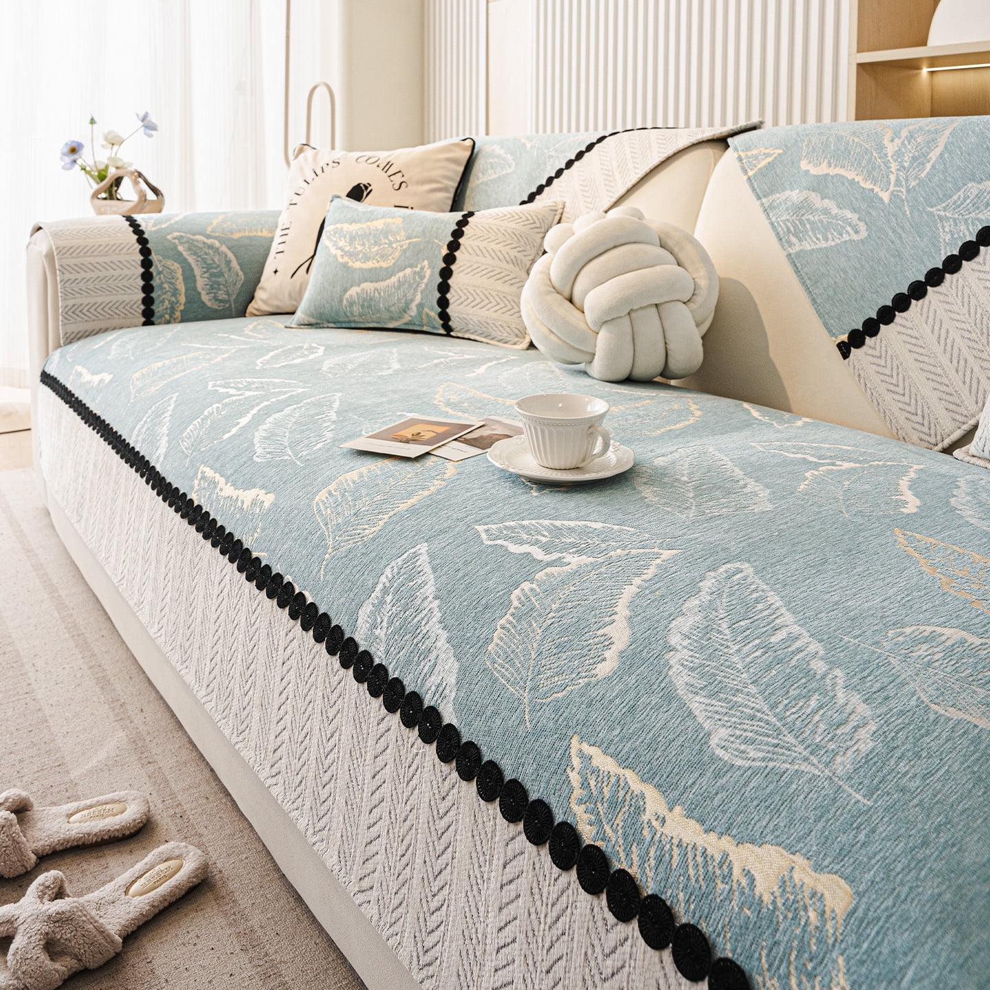 Modern Luxury Elegant Couch Cover, Soft Floral Leaf Chenille Sofa Cover, Non-Slip Washable Fits Various Sectional Sofa, Pet Kid-Friendly Furniture Protector,Blue-1pc 27"x70"
