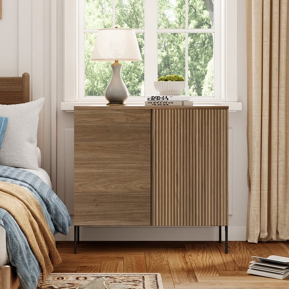 Modern Minimalist Wood Nightstand with Doors ,31.5" Large End Table,Reeded Design Bedside Table for Bedroom, Living Room,Entryway