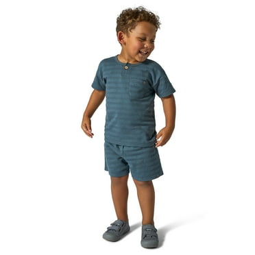 Modern Moments by Gerber Toddler Boy Oversized Textured Shirt and Short Outfit Set, 2-Piece, 12 Months - 5T