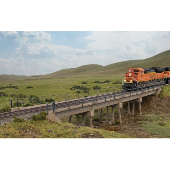 Modern Short-Span Concrete Railroad Bridge -- Kit - 17-7/8 x 2-13/16 x 2-7/8"  45.4 x 7.1 x 7.3cm -  Scale: HO