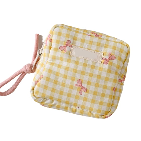 Modern Square Pattern Cosmetic Bag Durable Fabric Makeup Organizers Compact Travel Friendly Storage Solution