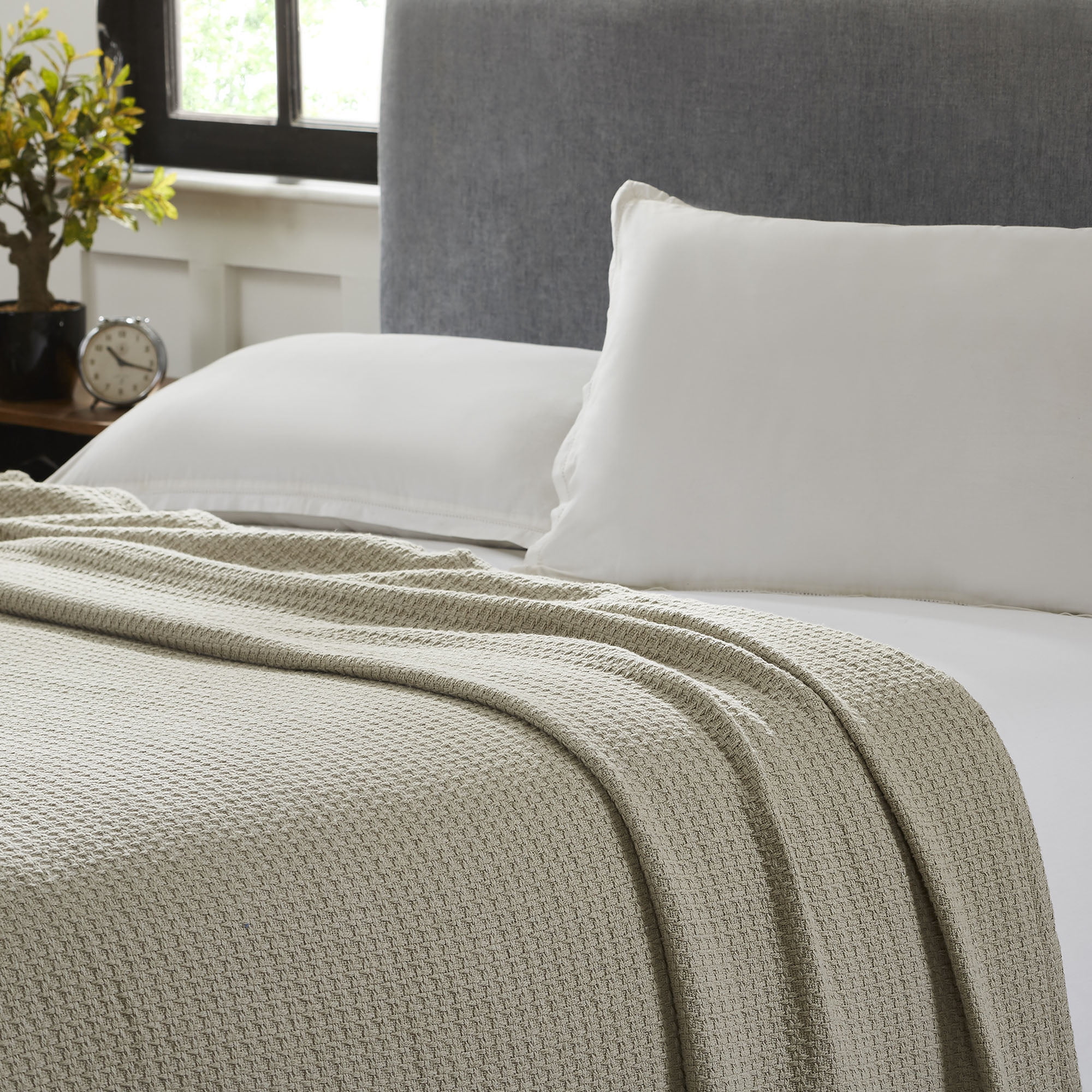 Modern Thread Oatmeal Waffle Weave 100% Cotton Adult Thermal