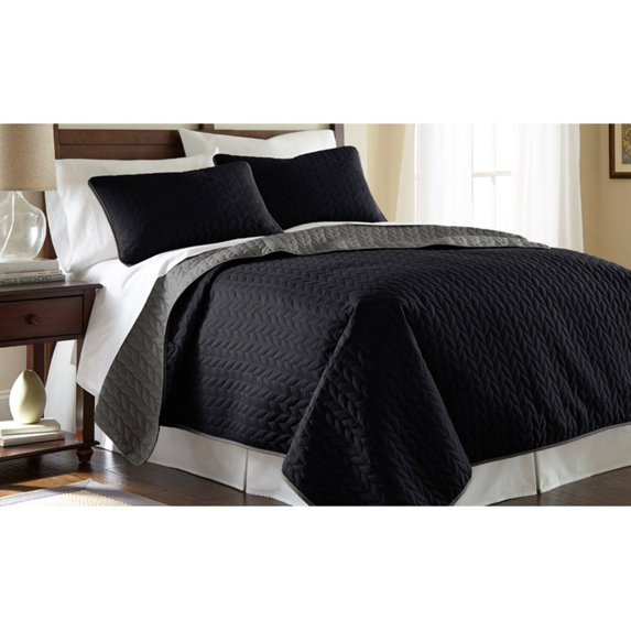 Modern Threads 3 Piece Coverlet, Reversible Leaf Design, Black/Gray, Queen