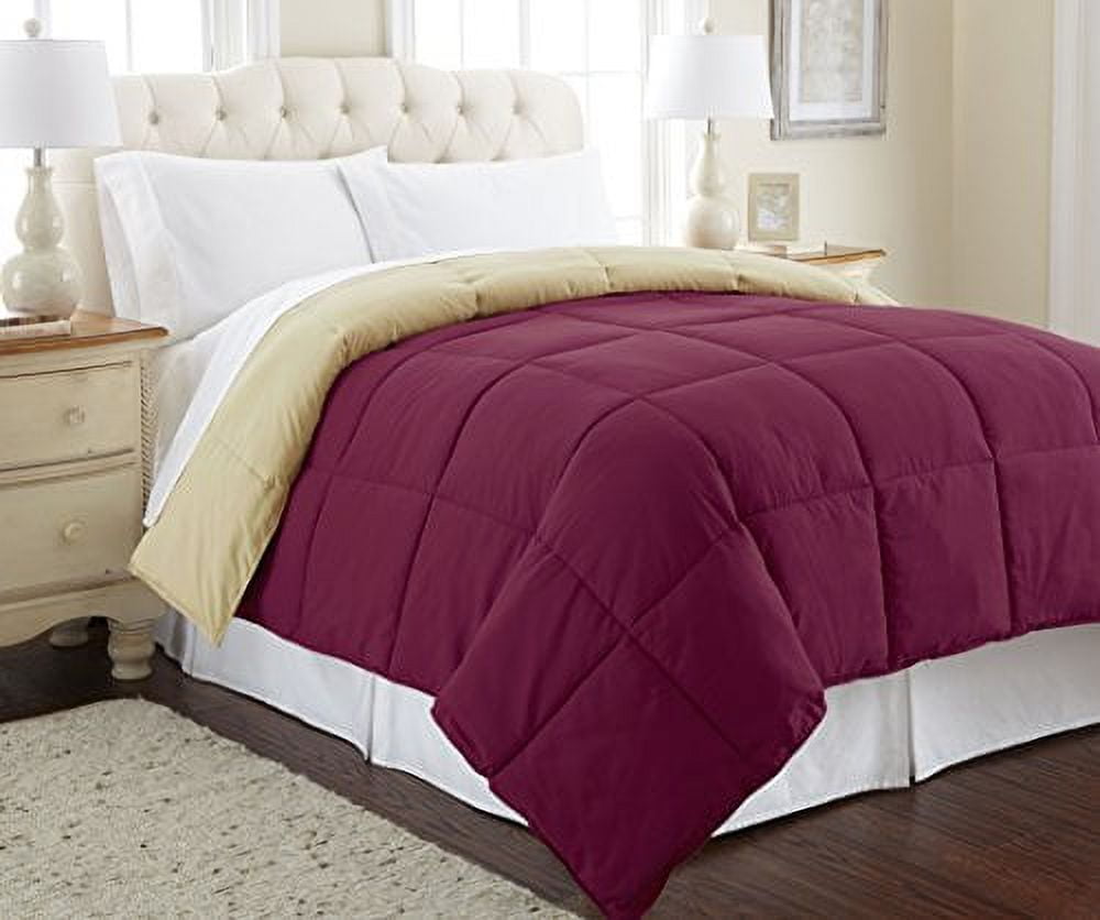 Queen Anemone and Wheat Reversible Down Alternative Comforter