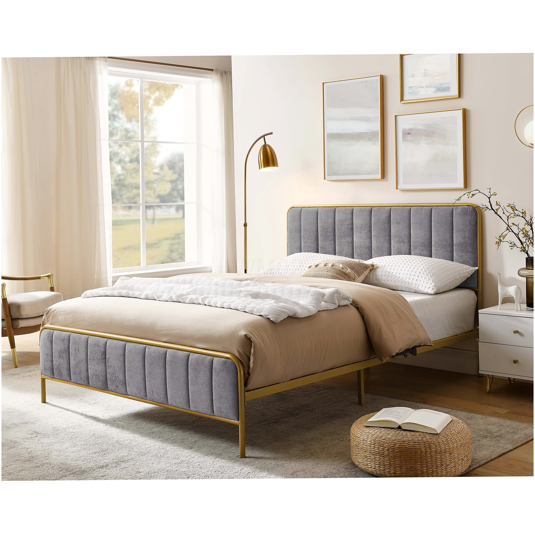 Modern Upholstered Queen Bed with Tufted Headboard, Gray Velvet Platform Bed Frame for Enhanced Bedroom Decor