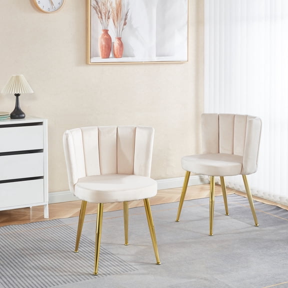 Modern White Chairs with Comfortable Backrest / Breathable Fur for a Soft Feel
