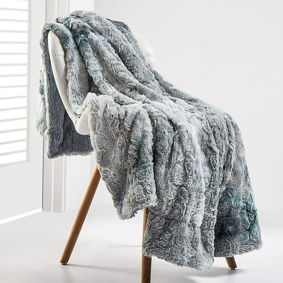 Modernly Basic Faux Fur Throw Blanket for Bed, Sofa and Couch, 50” x 65”