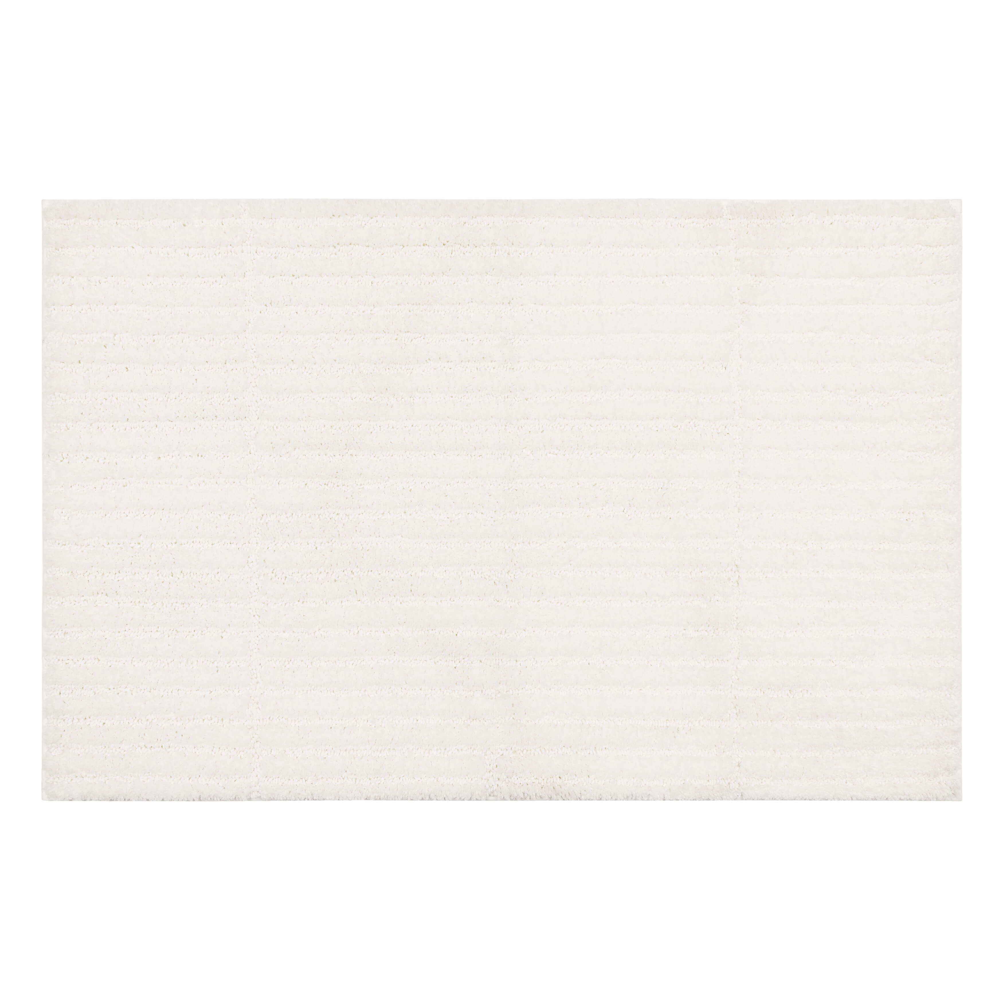 Sanctuary White Plush Cotton Bath Mat 2' x 3' 4"