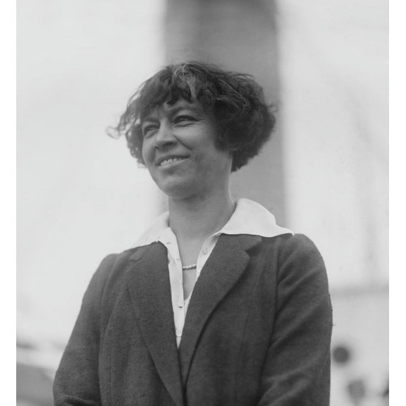 Molla Bjurstedt Mallory Won The U.S. Singles Championships For A Record Eight Times From 1915-26. She Was Only Woman Other Than Chris Evert To Win The U.S. Open Four Consecutive Times. (Bsloc20151792)