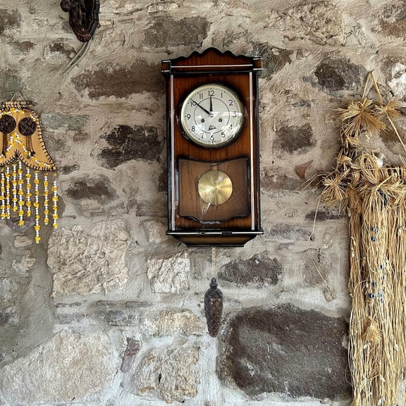 Moluckfu 2Pcs Handmade Style Cuckoo Clock Movement with Music and Pendulum for Wall Mount