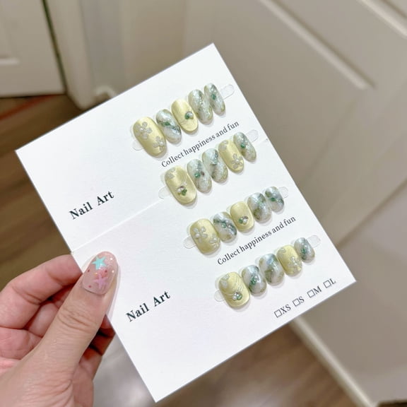 Mom feels like wearing nail spring smudging fresh watercolor cat eye manicure short hand-painted flowers removable fake nails