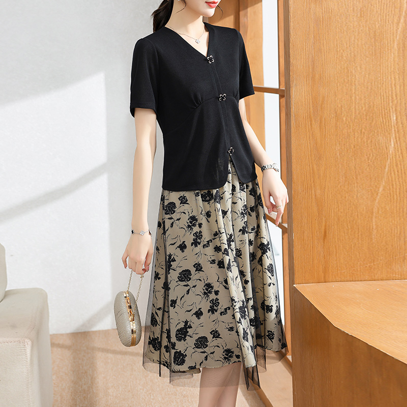 Mom‘s Summer Clothes  New Dress Two-piece Suit 50-year-old Middle-aged and Elderly Women‘s Short-sleeved T-shirt Fashionable Small Shirt