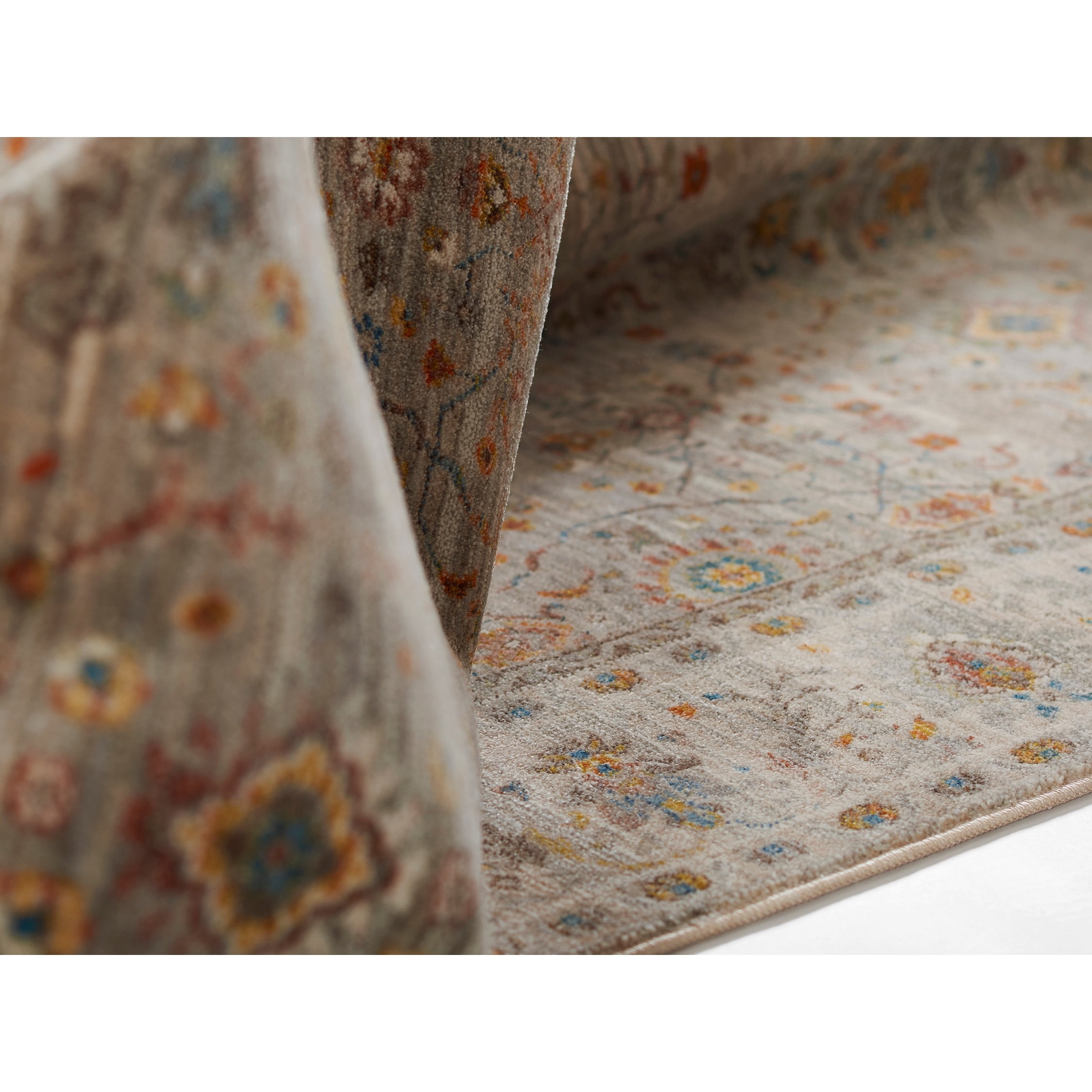 Gray 5' x 7'9" Turkish-Inspired Synthetic Area Rug