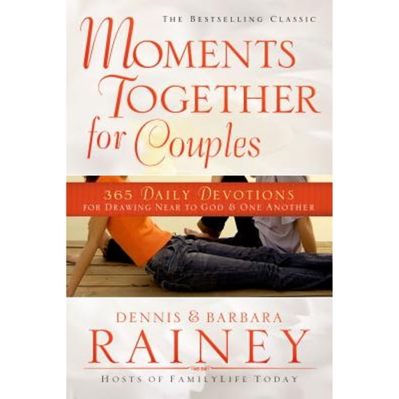 Pre-Owned Moments Together for Couples: 365 Daily Devotions for Drawing Near to God & One Another (Paperback) 0830770933 9780830770939