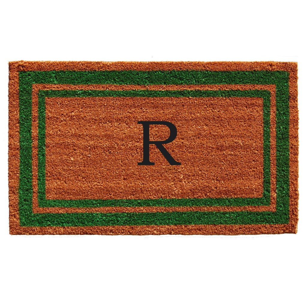 Momentum Mats Green Border Monogram Doormat (1'6 x 2'6)