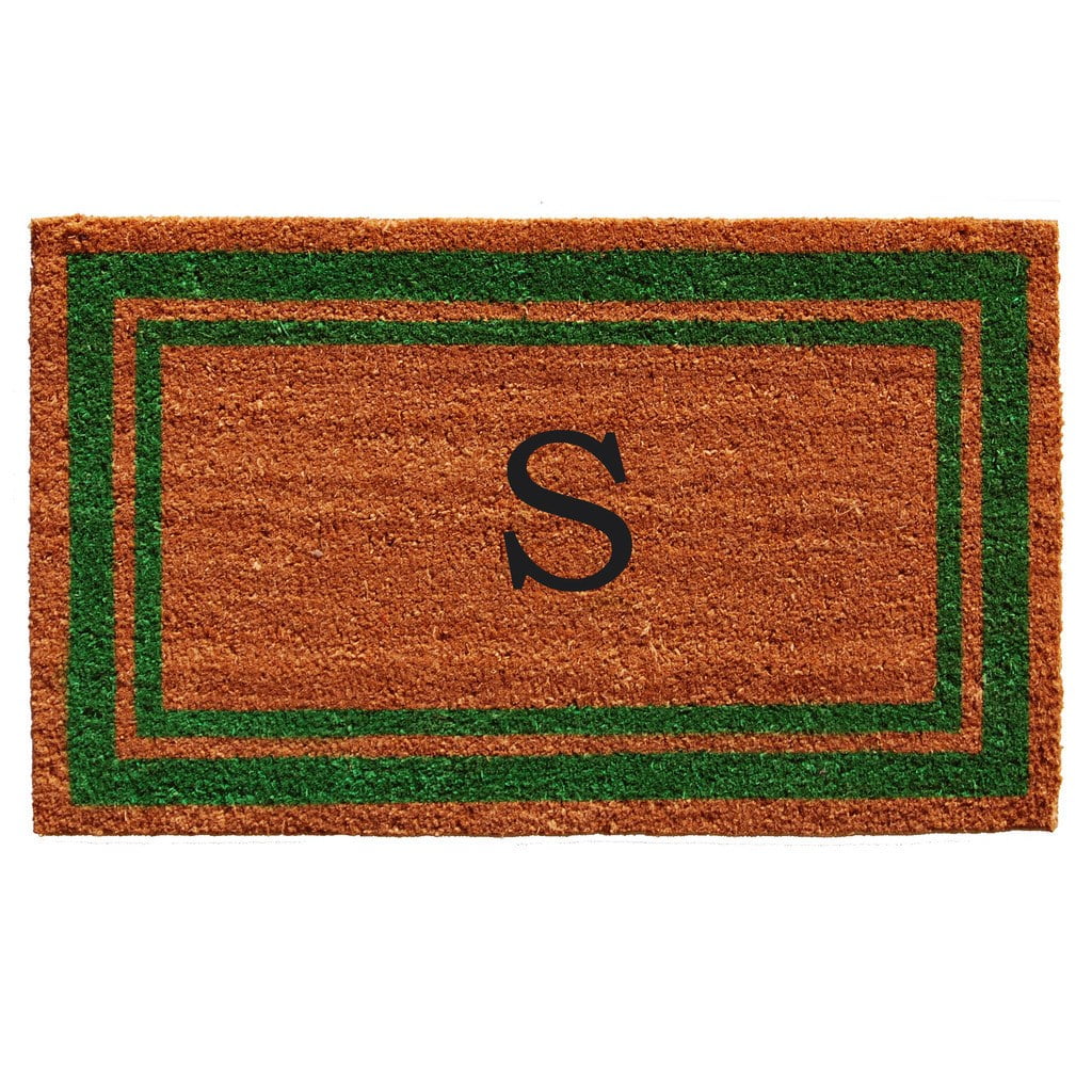 Momentum Mats Green Border Monogram Doormat (1'6 x 2'6)