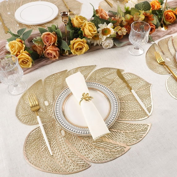 Momihoom Green Leaf Shaped Vinyl Placemats for Dinner Table Metallic Plastic Place Mats Wipeable Table Mats for Wedding Annersary Dinner Table Decoration Mats
