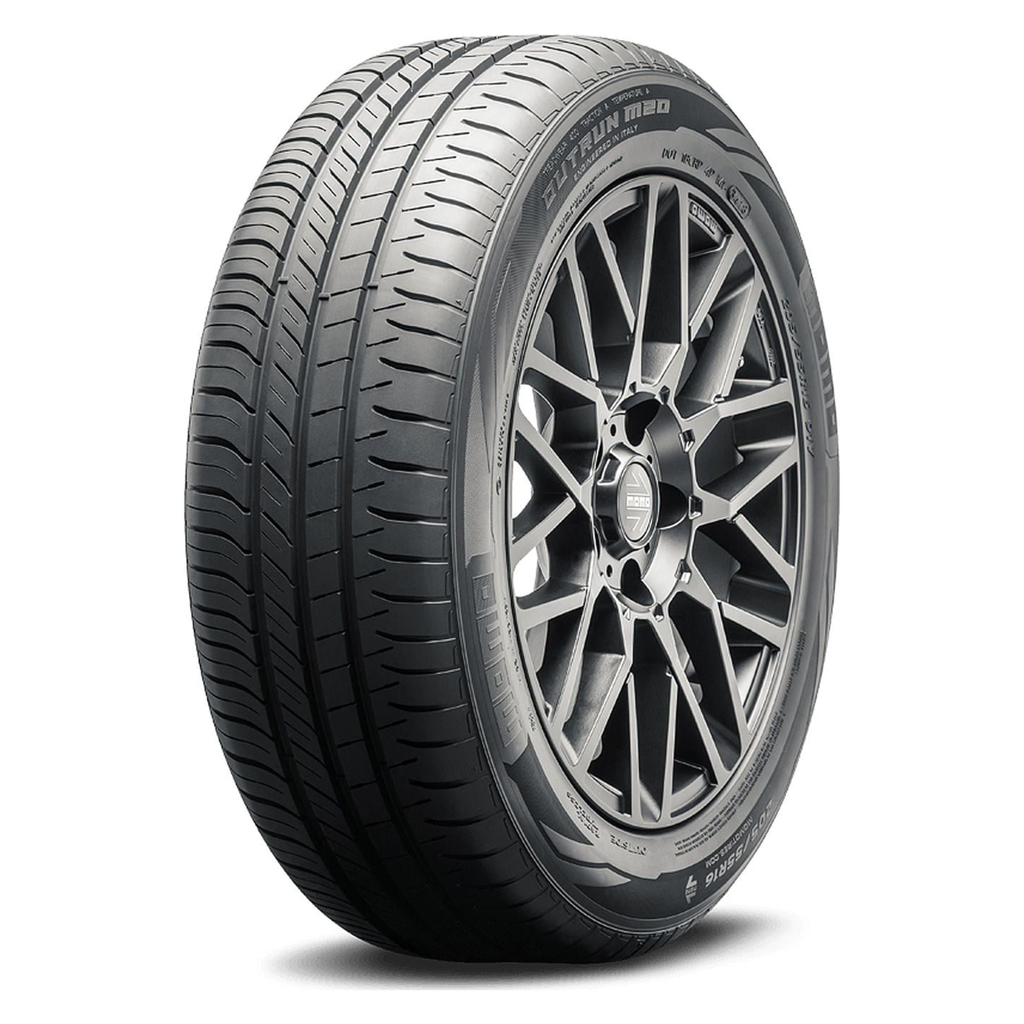 Momo OUTRUN M20 Performance 205/60R15 91V Passenger Tire