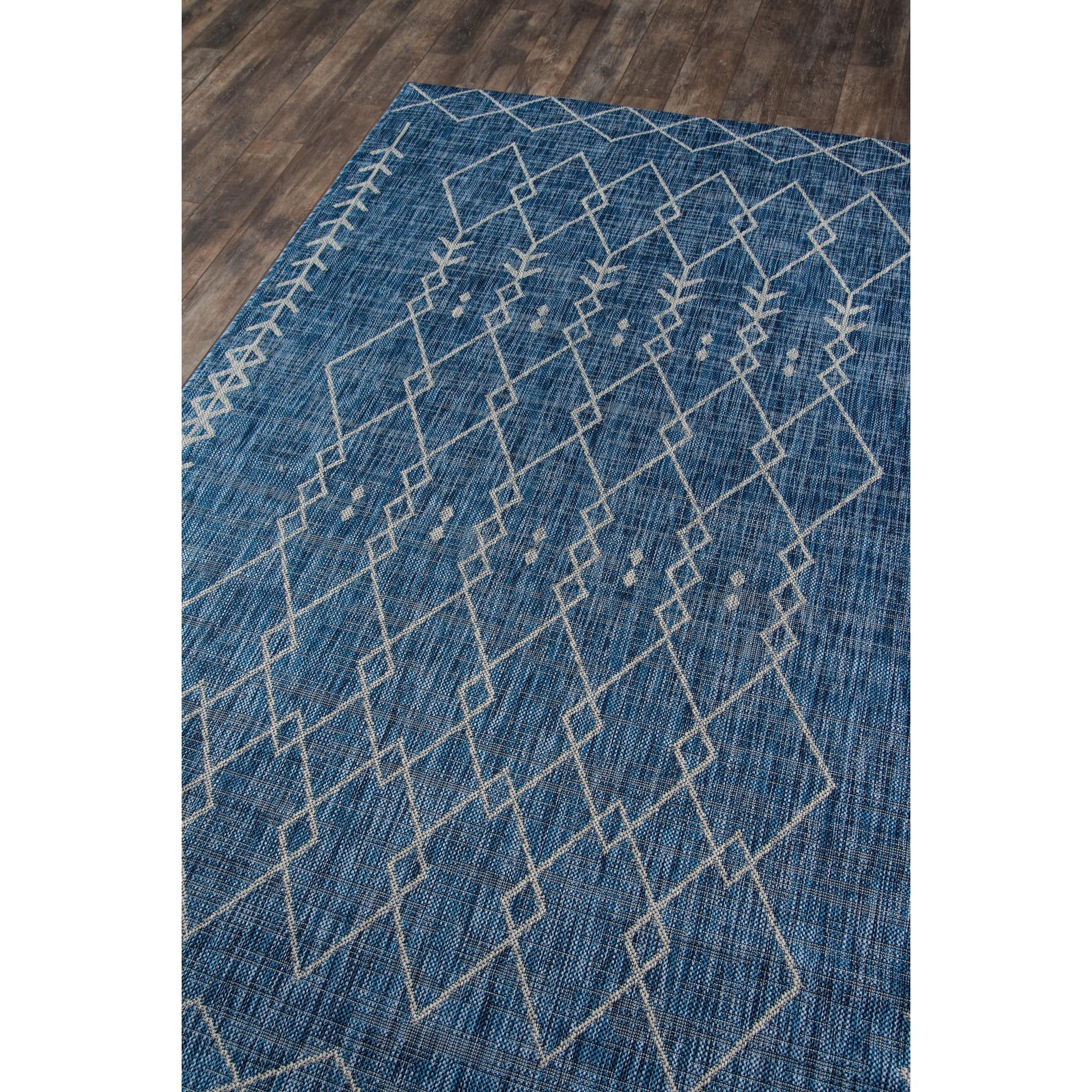 Contemporary Monaco 5'3" x 7'6" Blue Geometric Synthetic Rug