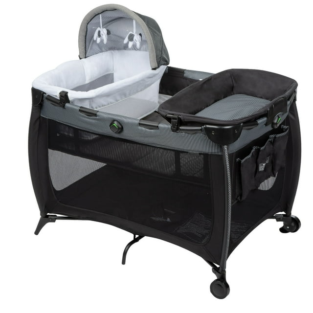 Monbebe Flex Deluxe Portable Playard with and Changer