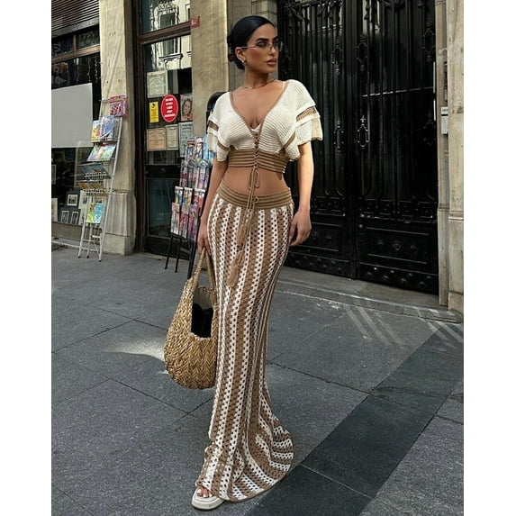 Monochrome Harmony Crochet Top and Skirt Set (S, Beige)