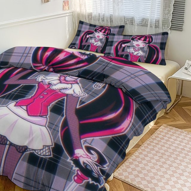 Monster High 3piece Bed Set 1Cover and 2 Pillowcases Sizes Twin, Full