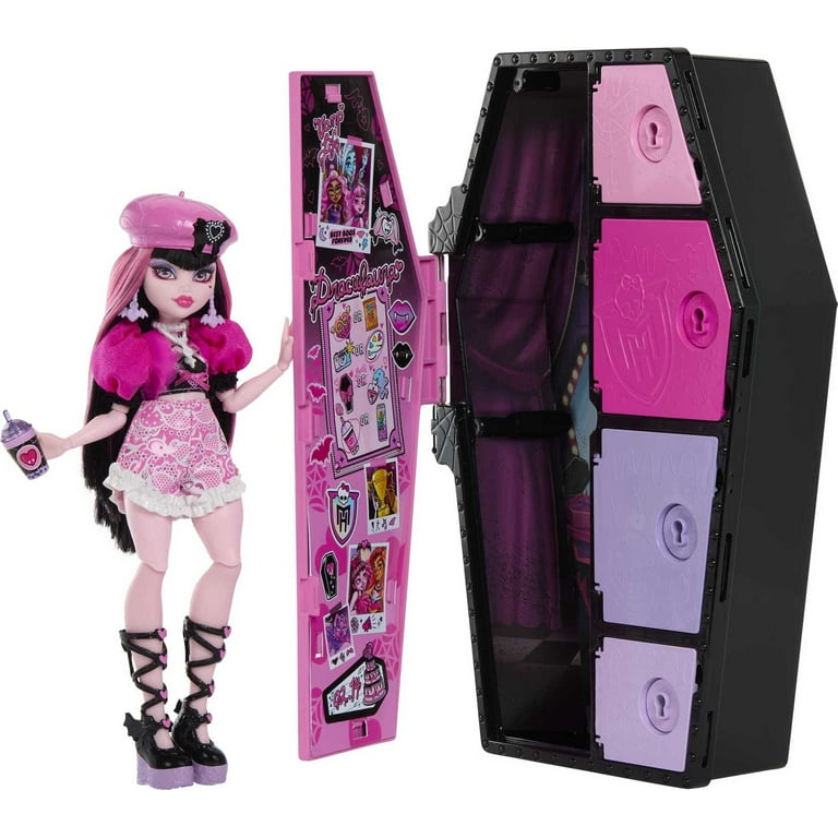  Monster High Skulltimate Secrets Fearidescent Series Doll &  Accessories, Draculaura, Dress-Up Locker & 19+ Surprises For 4 years and  older : Toys & Games