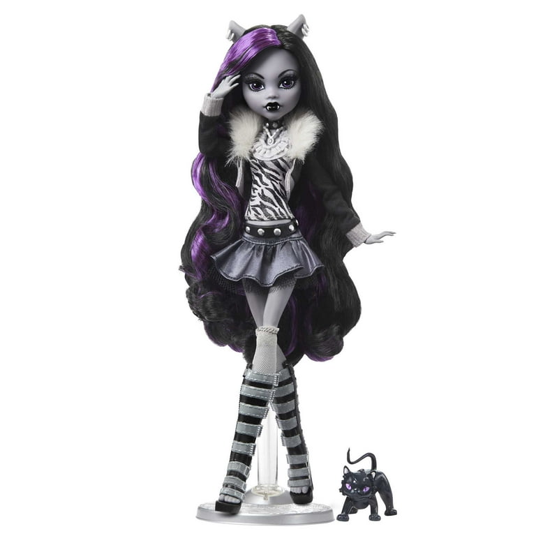 Monster High Doll with Posters, Clawdeen Wolf in Black and White