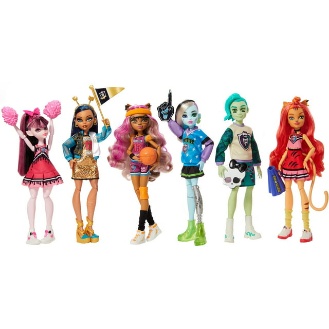 Monster High Ghoul Spirit Doll 6-Pack, Sport Theme, Collectible Set with Draculaura & 5 Other Dolls