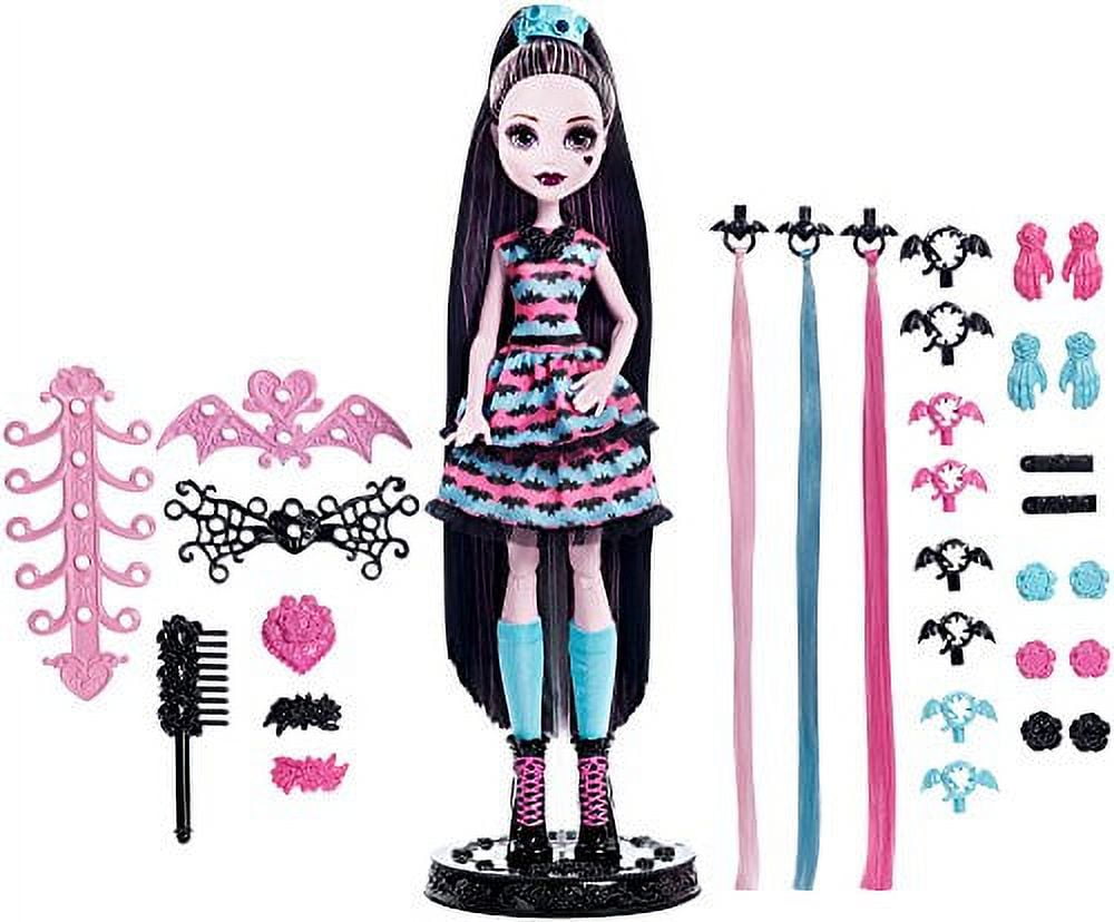 Monster High Draculaura Fashion Doll with Pink & Black Hair, Signature  Look, Accessories & Pet Bat