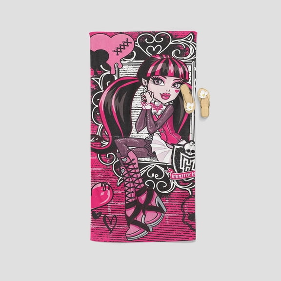 Monster High's unique single-sided towel is a personalized gift for fans, perfect for fitness, yoga, boxing, and sunbathing. It measures 13.8"x28.7"35cm75cm.