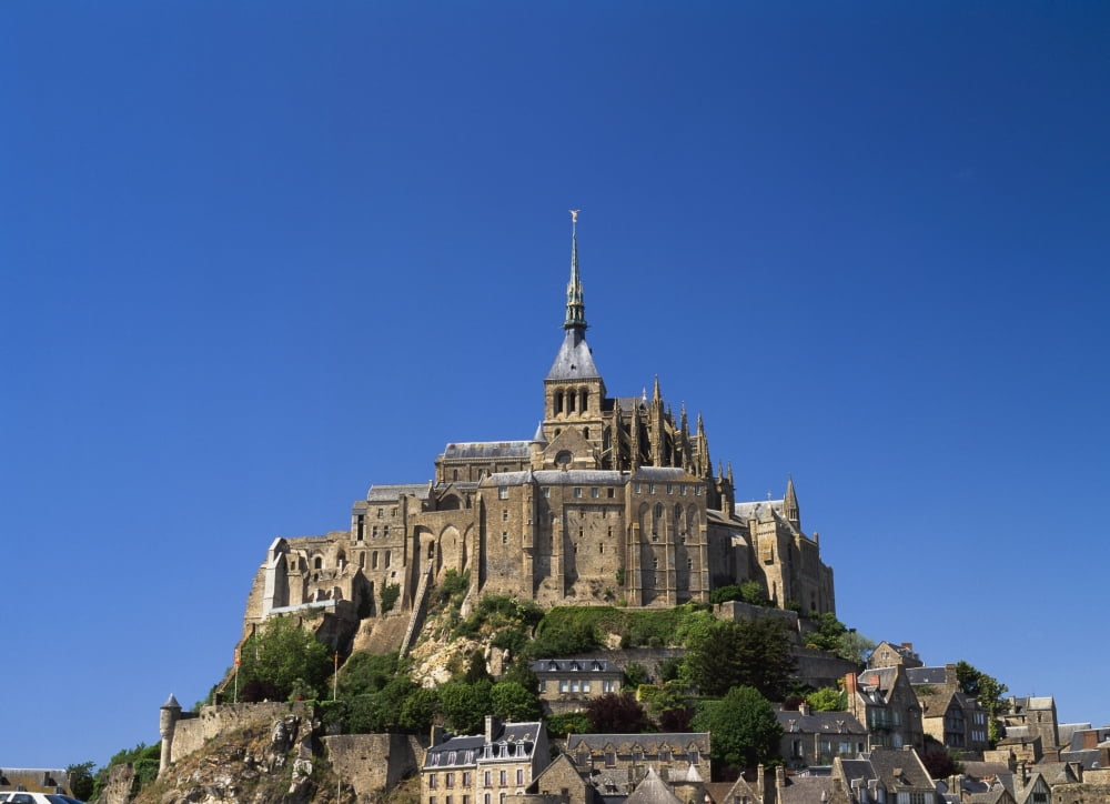Mont Saint-Michel Canvas Art - Ellen Rooney Design Pics (18 x 13)