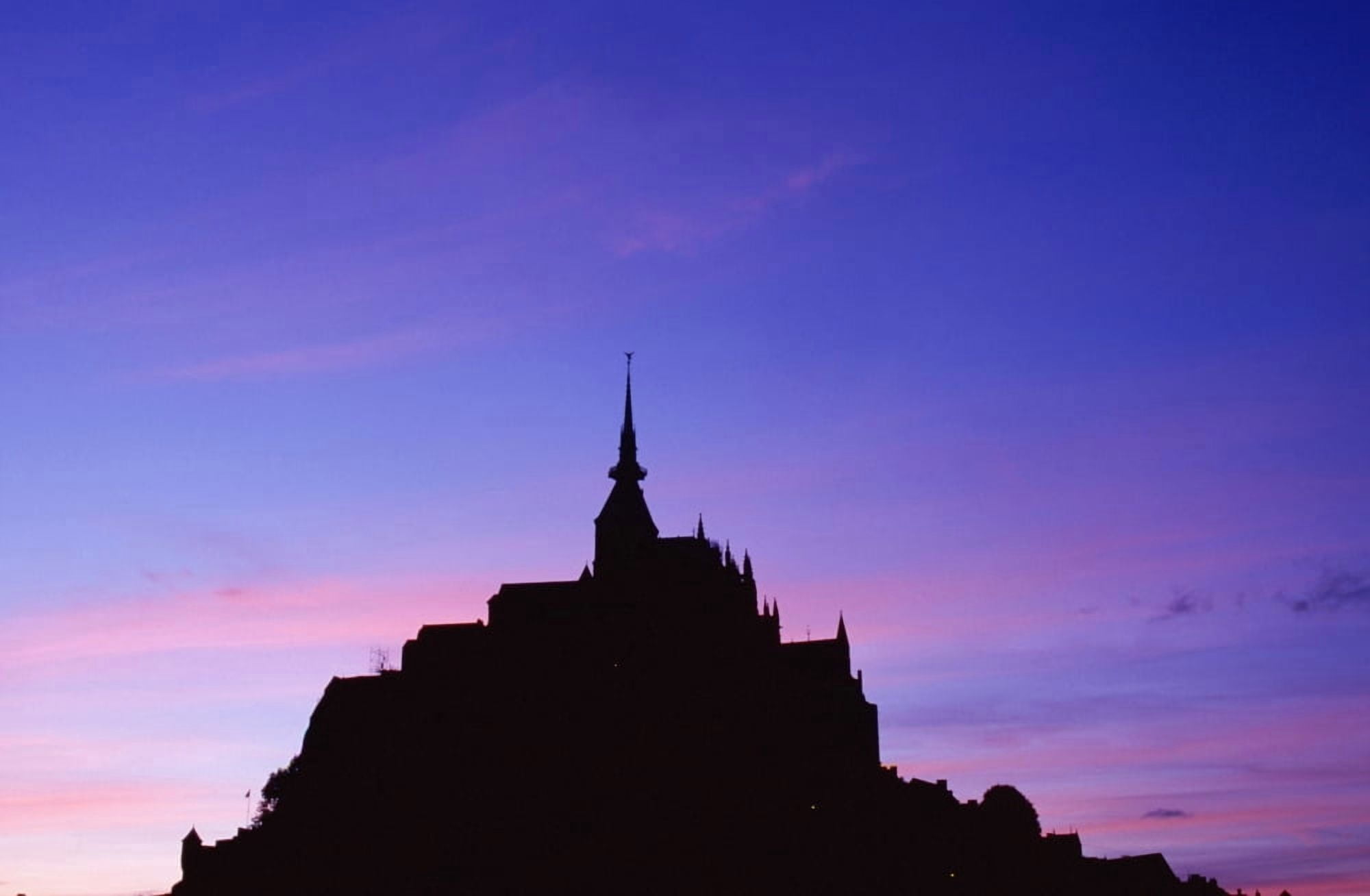 Mont St Michel At Sunset Canvas Art - Chris Coe Design Pics (19 x 12)