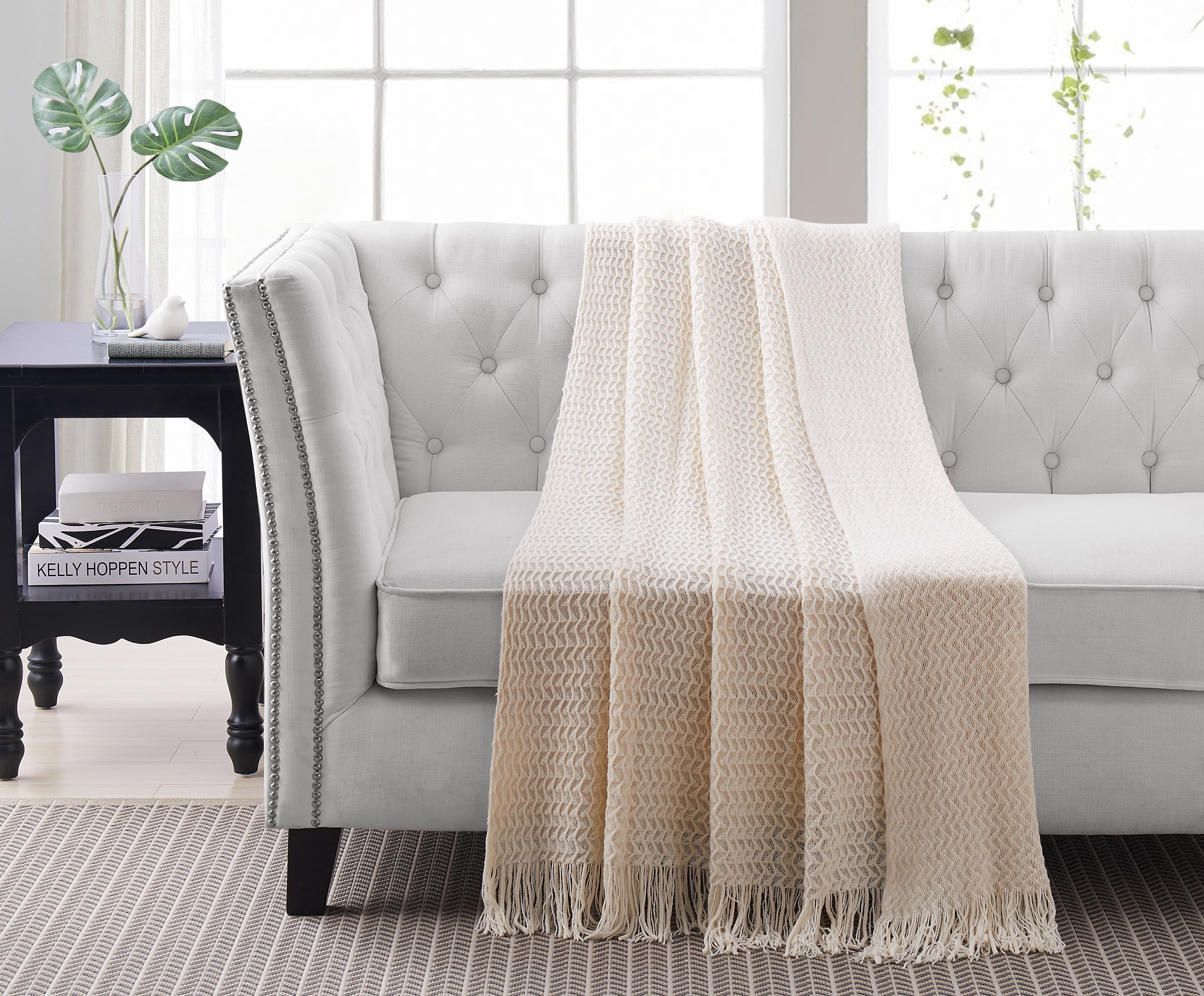 Montesori Sweater Throw White
