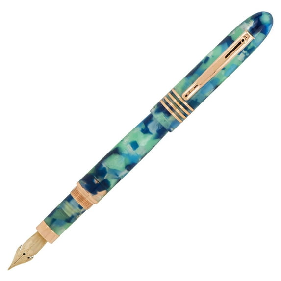 Monteverde Mountains of the World Blue Fountain Pen Size: Medium