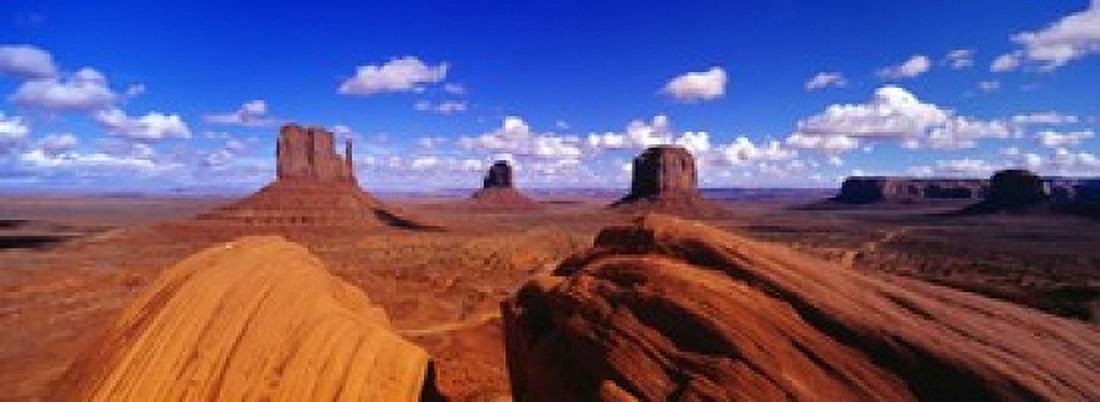 Monument Valley Arizona USA Canvas Art - Panoramic Images (18 x 7)