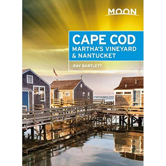 Pre-Owned Moon Cape Cod, Martha's Vineyard & Nantucket (Paperback) 1640492097 9781640492097