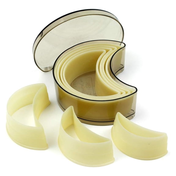 Moon-Shaped Heat-Resistant Plastic Cutter in Seven Sizes, One of Each