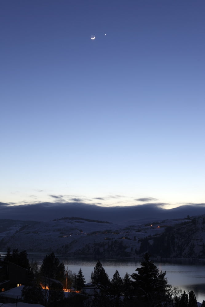Moon and Venus Conjunction Canvas Art - Yuichi TakasakaStocktrek Images (23 x 35)