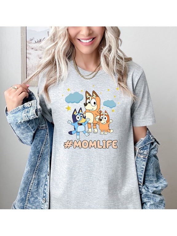MomLife Cartoon Family Graphic Tee – Funny Multicolor T-Shirt for Moms Cute Animal Mom and Kids Shirt Motherhood Gift Tee for Women