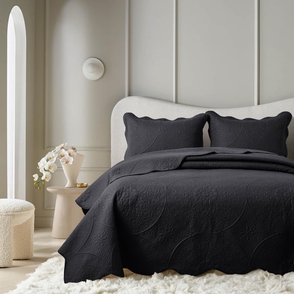 Moonlight20015 2 Piece Quilt Set Lightweight Microfiber Bedspread Modern Floral Embossing Black Twin